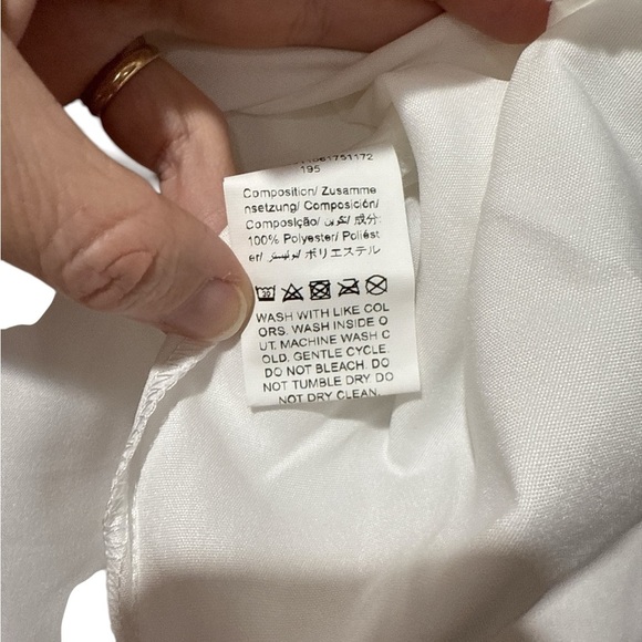 SHEIN Long Sleeve Top with Cat - Picture 5 of 10